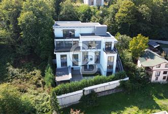 %80 İ BİTMİŞ SAPANCA GÖLÜ MANZARALI HARİKA BUTİK OTEL