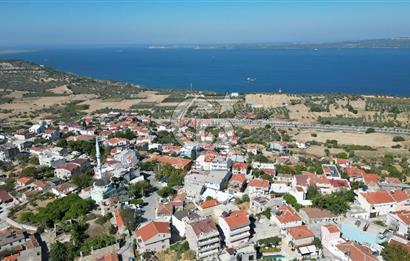 ÇANAKKALE İNTEPE'DE BOĞAZ MANZARALI SATILIK ARSA