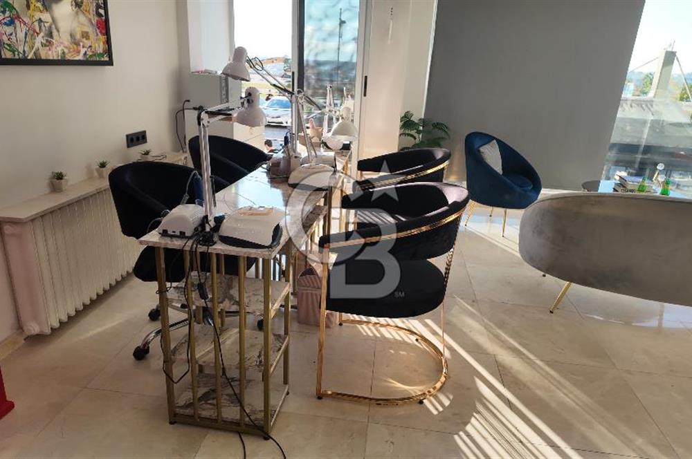 Alsancak 1.Kordonda Güzellik Kozmetik Kişisel Bakım Salonu