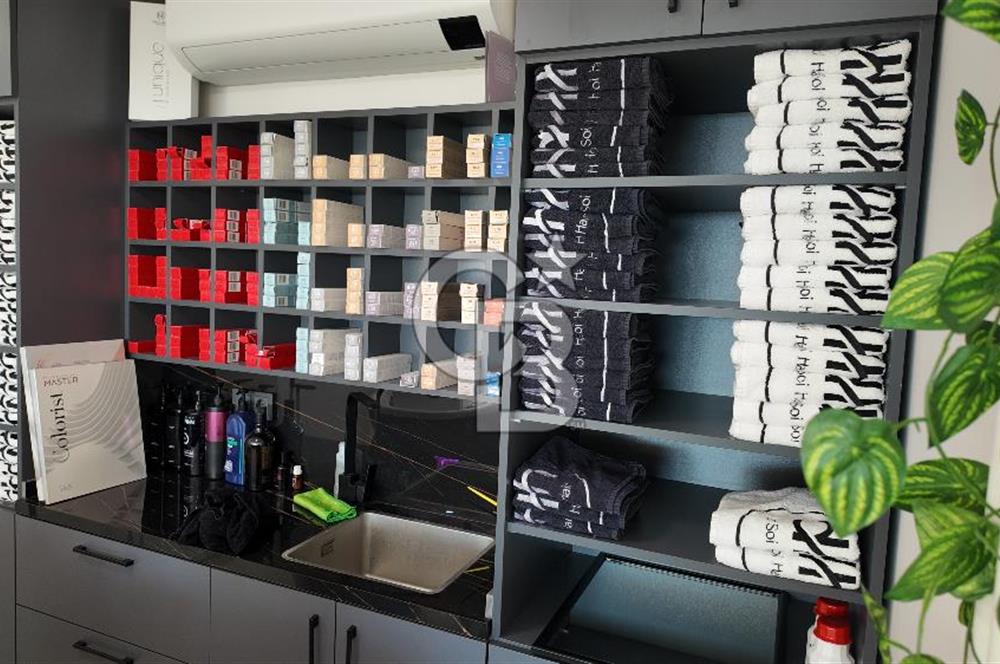Alsancak 1.Kordonda Güzellik Kozmetik Kişisel Bakım Salonu