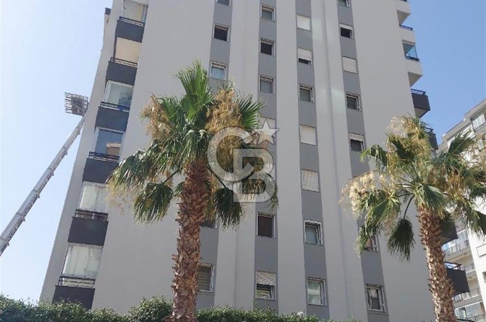 Karşıyaka Örnekköy Zeytinevleri Sitesi İçinde Havuzlu Satılık 3+1 Daire
