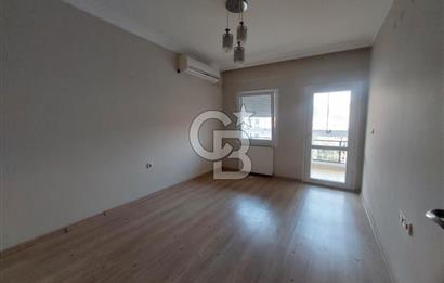 Karşıyaka Örnekköy Zeytinevleri Sitesi İçinde Havuzlu Satılık 3+1 Daire