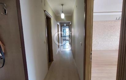 Karşıyaka Örnekköy Zeytinevleri Sitesi İçinde Havuzlu Satılık 3+1 Daire