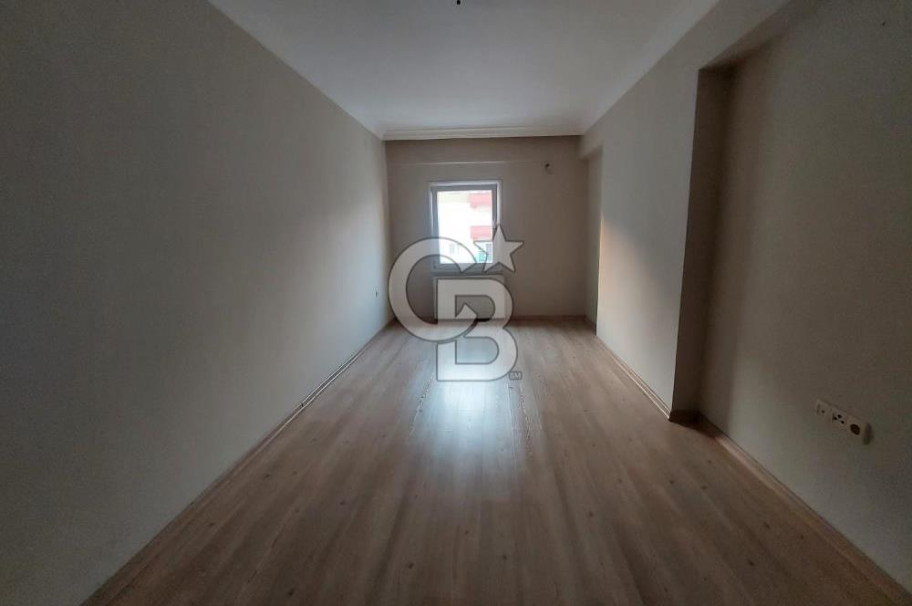 Karşıyaka Örnekköy Zeytinevleri Sitesi İçinde Havuzlu Satılık 3+1 Daire