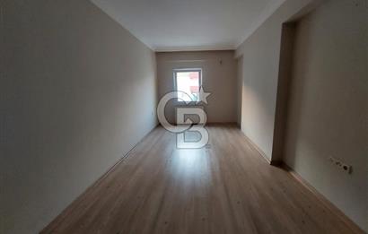 Karşıyaka Örnekköy Zeytinevleri Sitesi İçinde Havuzlu Satılık 3+1 Daire