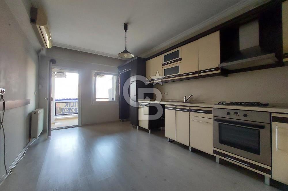 Karşıyaka Örnekköy Zeytinevleri Sitesi İçinde Havuzlu Satılık 3+1 Daire