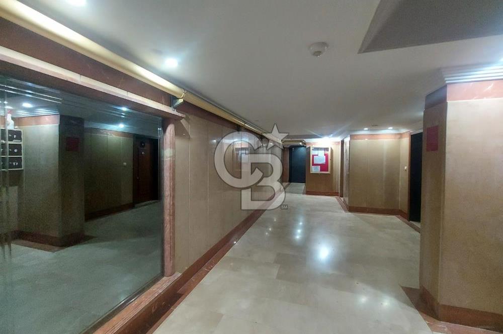 Karşıyaka Örnekköy Zeytinevleri Sitesi İçinde Havuzlu Satılık 3+1 Daire