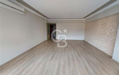 Karşıyaka Örnekköy Zeytinevleri Sitesi İçinde Havuzlu Satılık 3+1 Daire