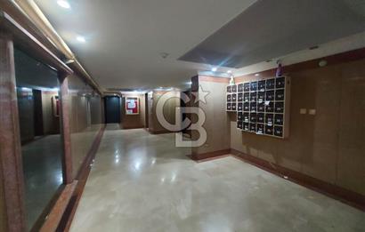 Karşıyaka Örnekköy Zeytinevleri Sitesi İçinde Havuzlu Satılık 3+1 Daire
