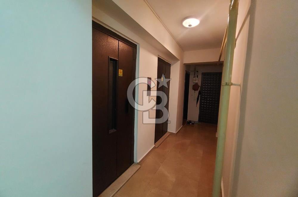 Karşıyaka Örnekköy Zeytinevleri Sitesi İçinde Havuzlu Satılık 3+1 Daire