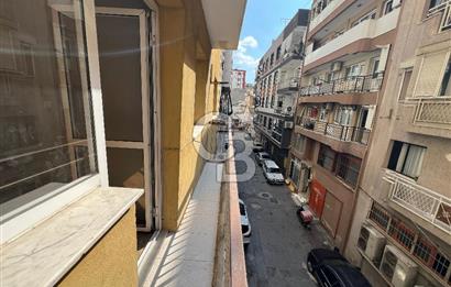 Karşıyaka Anadolu Caddesi Üzeri Satılık 3+1