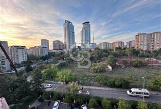 EMAAR KARŞISI ESİN SİTESİNDE MUHTEŞEM KONUMLU BÜYÜK TİP 3+1 - 3 - 237772