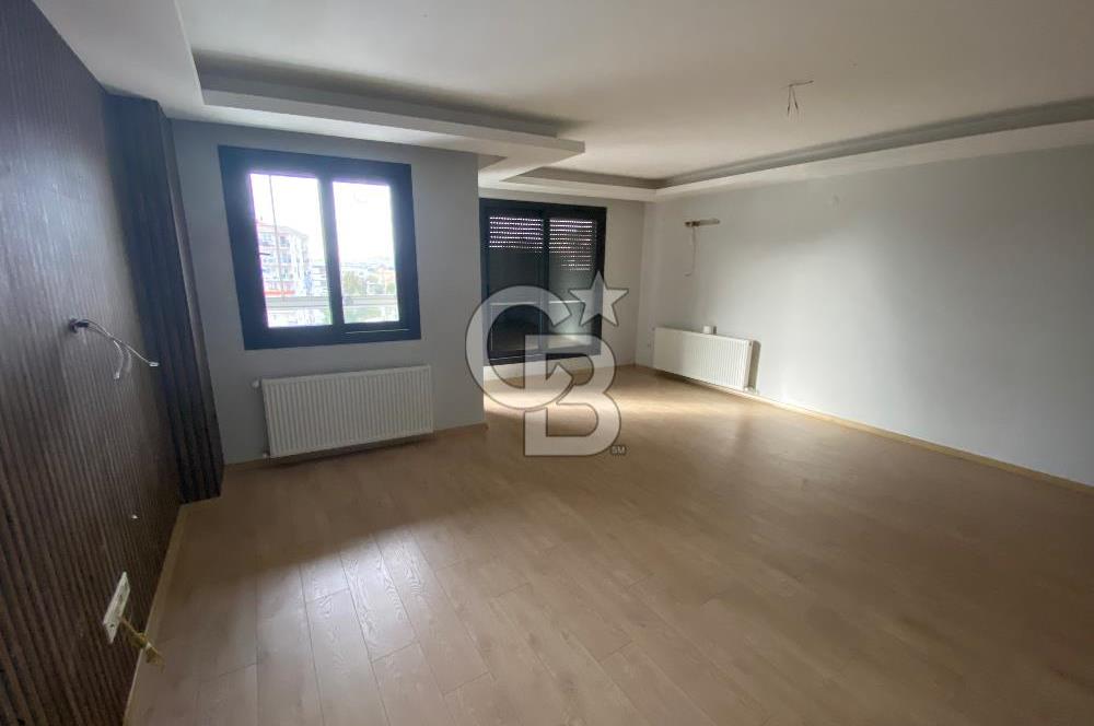 Karşıyaka Cumhuriyet Mah’de  Dubleks Kiralık 3+1 Daire