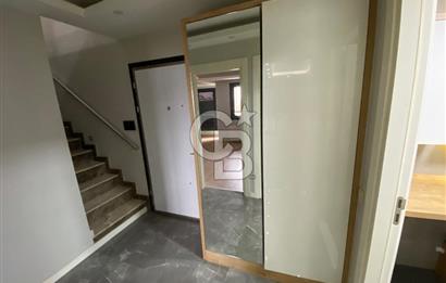Karşıyaka Cumhuriyet Mah’de  Dubleks Kiralık 3+1 Daire