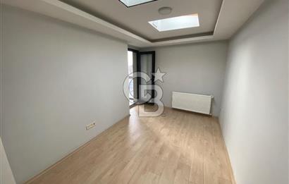Karşıyaka Cumhuriyet Mah’de Dubleks Satılık 3+1 Daire