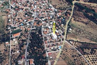 Kemalpaşa Çambel 'de Köy içi İmarlı 627 m2 Bahçe