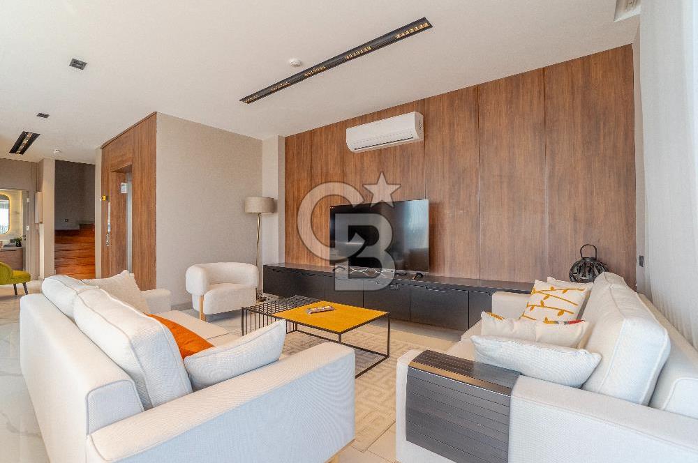 BUTİK SİTE İÇERİSİNDE SATILIK TRİPLEKS VİLLA (ASANSÖRLÜ)