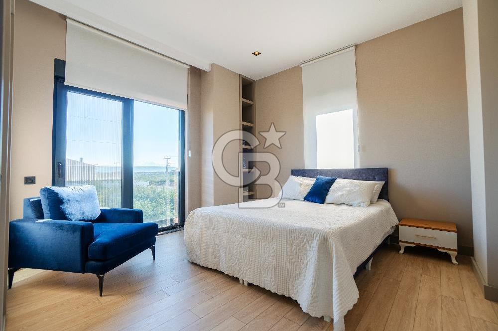 BUTİK SİTE İÇERİSİNDE SATILIK TRİPLEKS VİLLA (ASANSÖRLÜ)