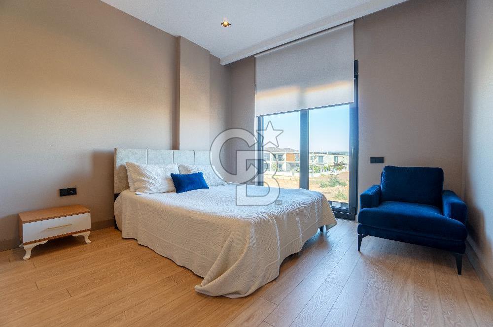 BUTİK SİTE İÇERİSİNDE SATILIK TRİPLEKS VİLLA (ASANSÖRLÜ)