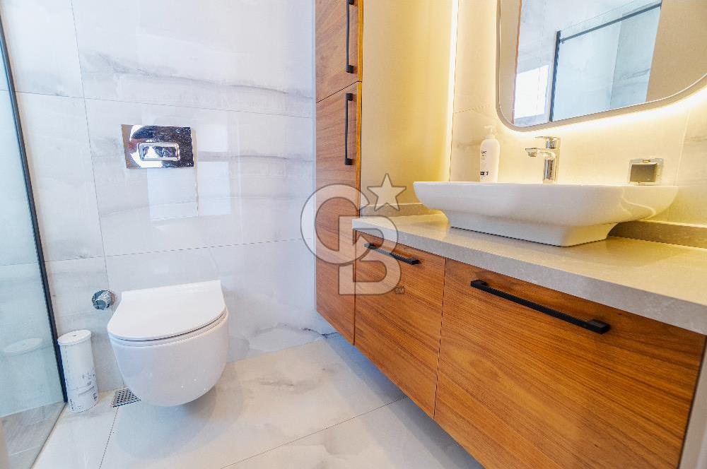 BUTİK SİTE İÇERİSİNDE SATILIK TRİPLEKS VİLLA (ASANSÖRLÜ)