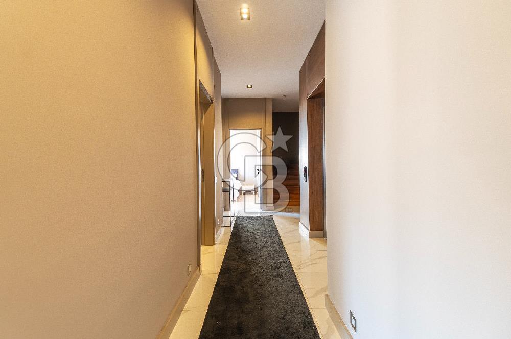 BUTİK SİTE İÇERİSİNDE SATILIK TRİPLEKS VİLLA (ASANSÖRLÜ)