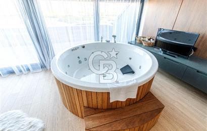 BUTİK SİTE İÇERİSİNDE SATILIK TRİPLEKS VİLLA (ASANSÖRLÜ)