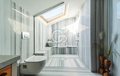 BUTİK SİTE İÇERİSİNDE SATILIK TRİPLEKS VİLLA (ASANSÖRLÜ)