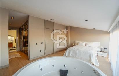 BUTİK SİTE İÇERİSİNDE SATILIK TRİPLEKS VİLLA (ASANSÖRLÜ)