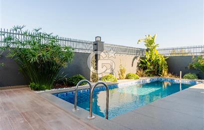 BUTİK SİTE İÇERİSİNDE SATILIK TRİPLEKS VİLLA (ASANSÖRLÜ)