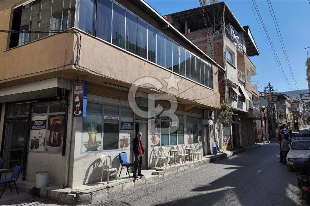 Bornova da Satılık Bina