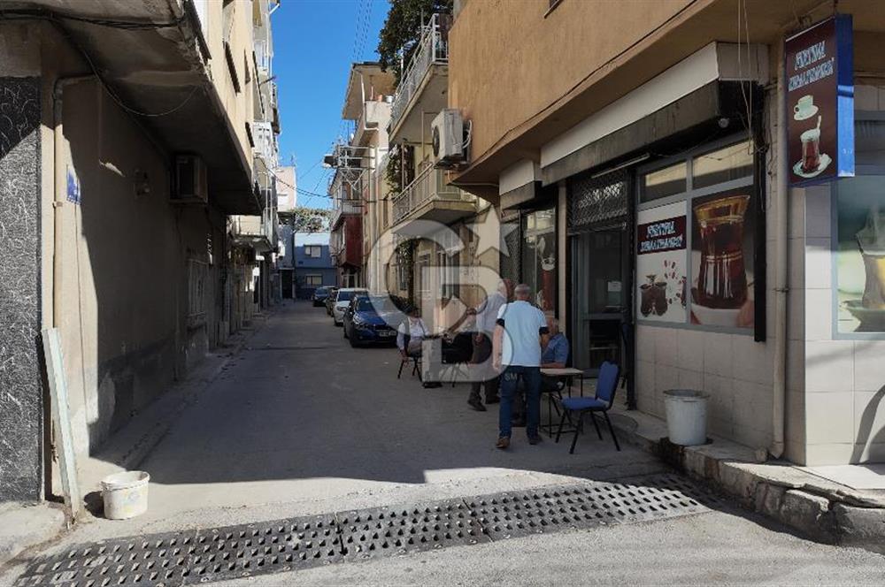 Bornova da Satılık Bina