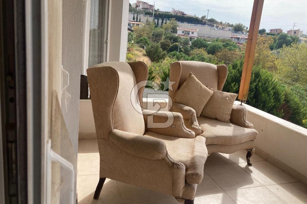 C.B ARMONİDEN ULAMIŞ ' TA 1000 M2 ARSA İÇİNDE HAVUZLU VİLLA.