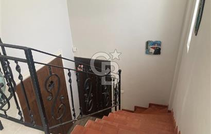 C.B ARMONİDEN ULAMIŞ ' TA 1000 M2 ARSA İÇİNDE HAVUZLU VİLLA.