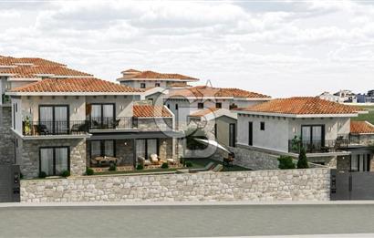 Eren Erden'den Foça'da 500'er m2 Arsa İçinde Satılık Villalar