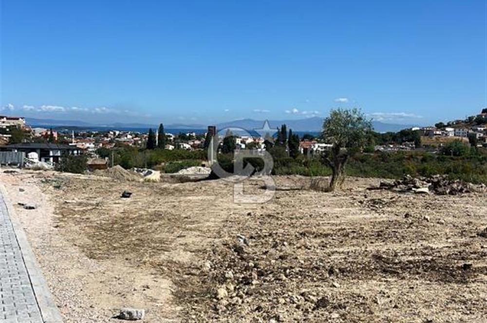 Eren Erden'den Urla Camiatikte Deniz Manzaralı Satılık Parseller