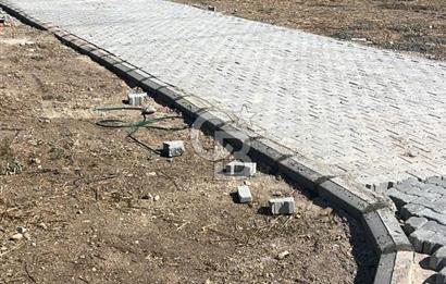 Eren Erden'den Urla Camiatikte Deniz Manzaralı Satılık Parseller