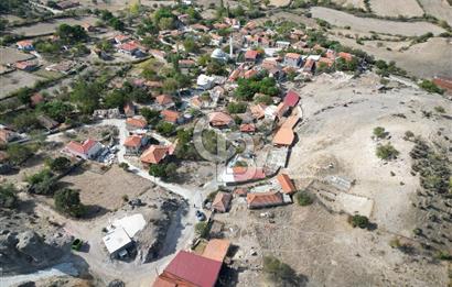 AYVACIK SÜLEYMAN KÖYDE DOĞA MANZARALI SATILIK TAŞ DAM VE BAHÇE