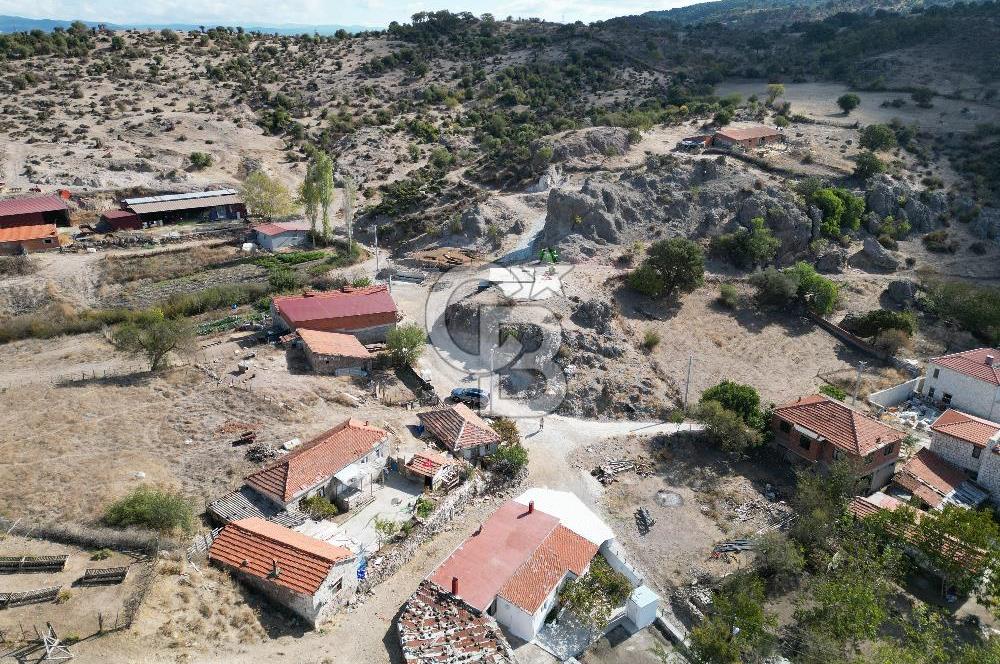AYVACIK SÜLEYMAN KÖYDE DOĞA MANZARALI SATILIK TAŞ DAM VE BAHÇE
