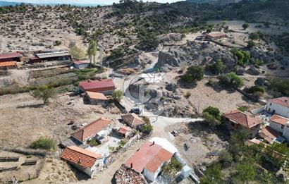 AYVACIK SÜLEYMAN KÖYDE DOĞA MANZARALI SATILIK TAŞ DAM VE BAHÇE