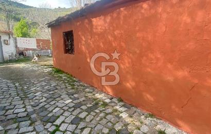 Bergama merkez selçuk mah. kozak yolunda kose parsel ev