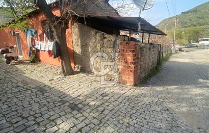 Bergama merkez selçuk mah. kozak yolunda kose parsel ev