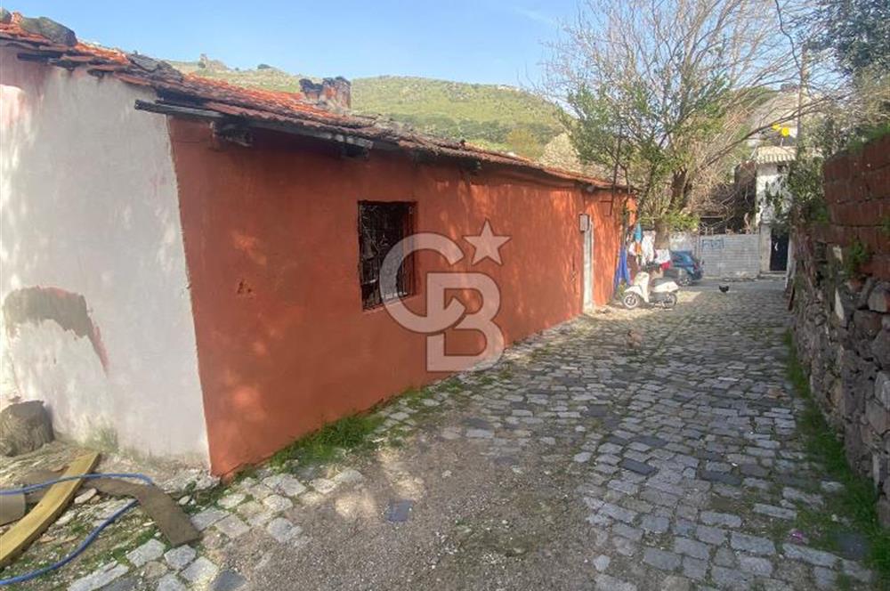 Bergama merkez selçuk mah. kozak yolunda kose parsel ev