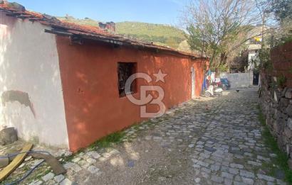 Bergama merkez selçuk mah. kozak yolunda kose parsel ev