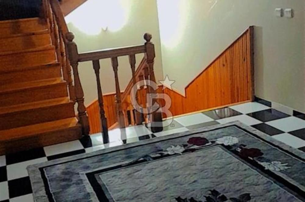 KAYTAZDEREDE 742 M2 ARSA İÇERİSİNDE SATILIK BAKIMLI TRİPLEKS VİLLA! 