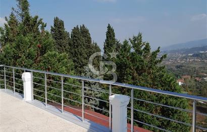 KAYTAZDEREDE 742 M2 ARSA İÇERİSİNDE SATILIK BAKIMLI TRİPLEKS VİLLA! 