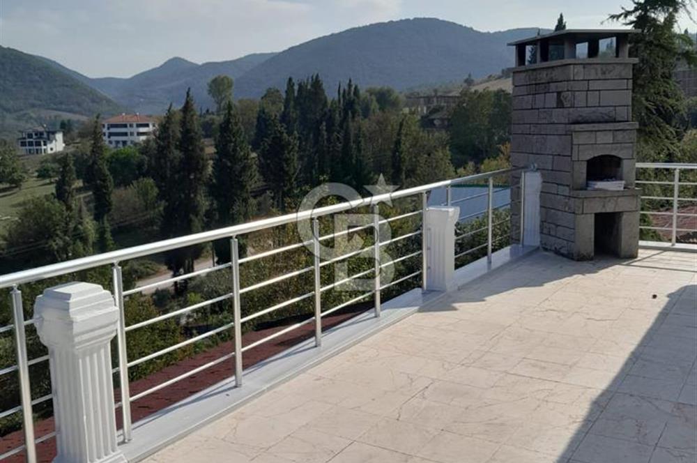KAYTAZDEREDE 742 M2 ARSA İÇERİSİNDE SATILIK BAKIMLI TRİPLEKS VİLLA! 