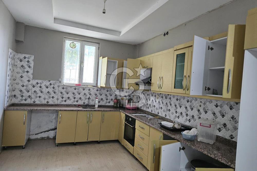 KAYTAZDEREDE 742 M2 ARSA İÇERİSİNDE SATILIK BAKIMLI TRİPLEKS VİLLA! 