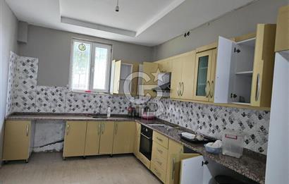 KAYTAZDEREDE 742 M2 ARSA İÇERİSİNDE SATILIK BAKIMLI TRİPLEKS VİLLA! 