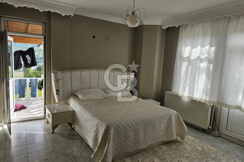KAYTAZDEREDE 742 M2 ARSA İÇERİSİNDE SATILIK BAKIMLI TRİPLEKS VİLLA! 
