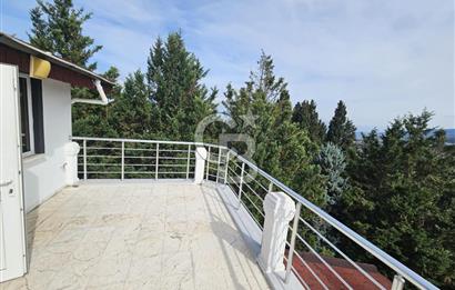 KAYTAZDEREDE 742 M2 ARSA İÇERİSİNDE SATILIK BAKIMLI TRİPLEKS VİLLA! 